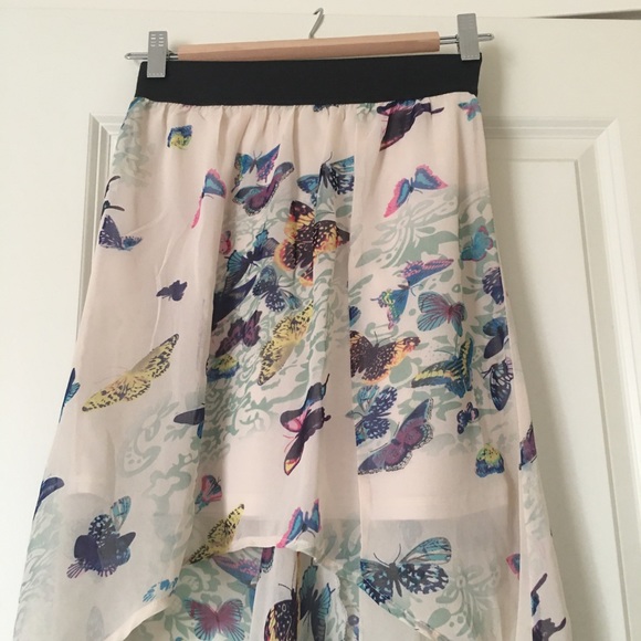 Charlotte Russe Butterfly Print high low skirt - Picture 2 of 2